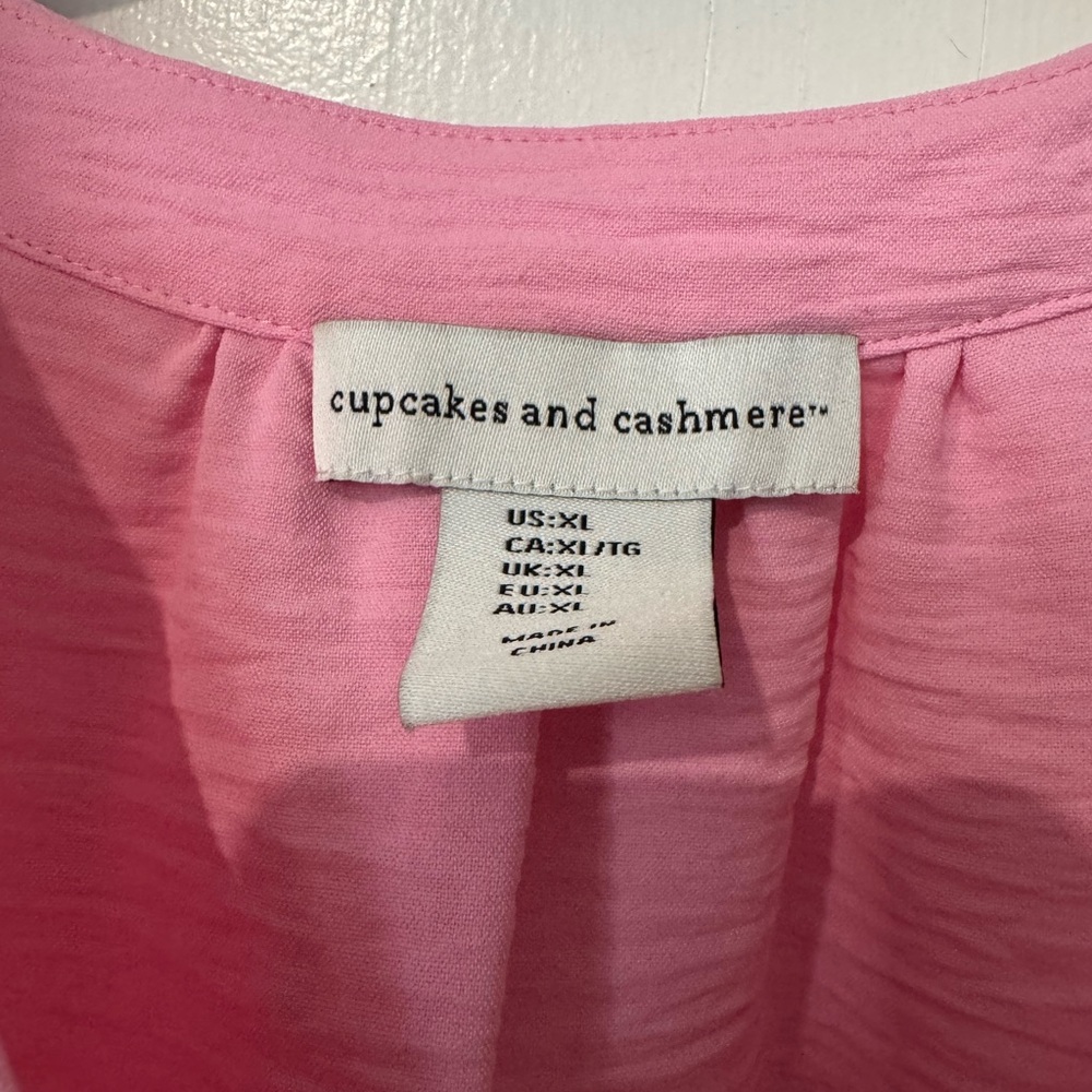 Cupcakes & Cashmere Pink Flutter Sleeve V-Neck Blouse Textured XL Women - Picture 4 of 5